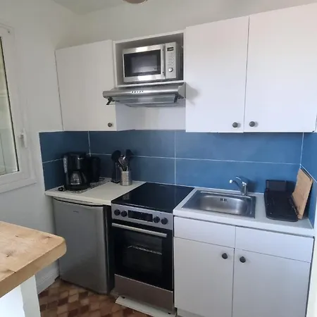 Cosy Proche - Balcon & Parking Lejlighed *